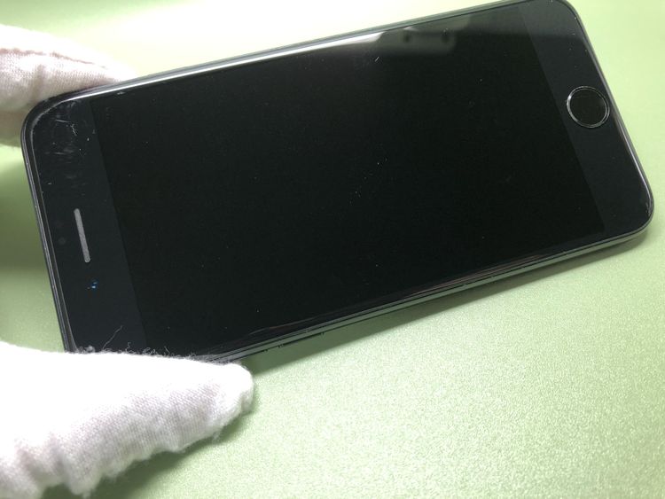 ��Sim�ե꡼��AU iPhone SE ����2����� 64GB �֥�å�----����̵��