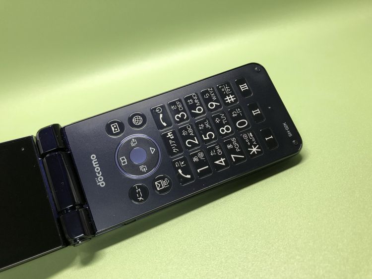 ��Sim���å�����Ѥߡ�SH-02K �����쥹�������� 4G LTE�ڽ���AC�����ץ����դ���