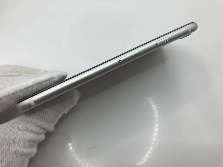 ��Sim���å�����Ѥߡ�AU iPhone SE ����2����� 64GB ���Хåƥ꡼��������90��