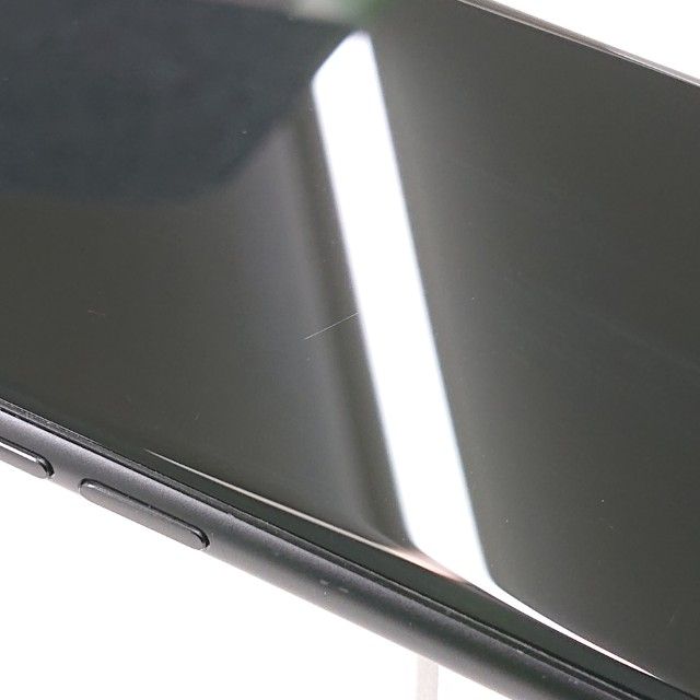 iPhone8 64GB �ɥ��� ���ڡ������쥤 c22888