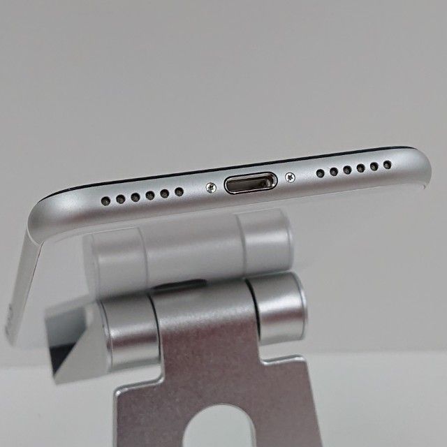 iPhoneSE ��2���� 64GB au �ۥ磻�� c16292