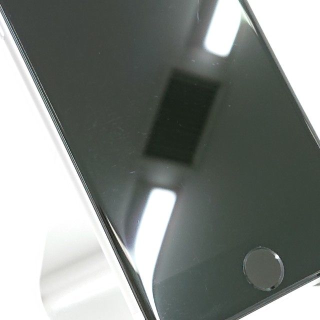 iPhoneSE ��2���� 64GB �ɥ��� �ۥ磻�� c16081