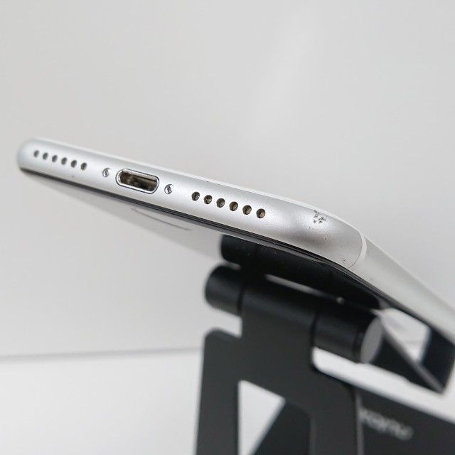 iPhoneSE ��2���� 64GB �ɥ��� �ۥ磻�� c16497