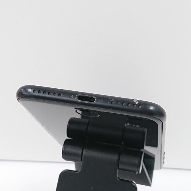 iPhoneSE ��2���� 64GB au �֥�å� c16580