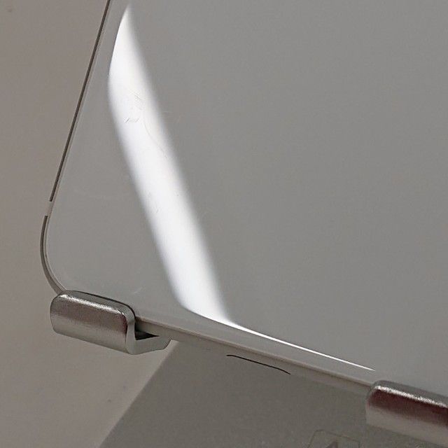 iPhoneSE ��2���� 64GB au �ۥ磻�� c16287