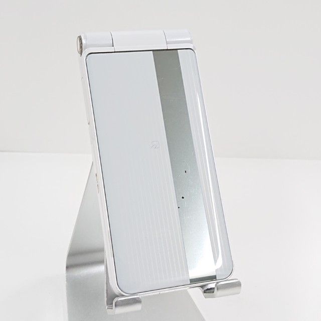P-smart �������� P-01J �ɥ��� �ۥ磻�� c20782