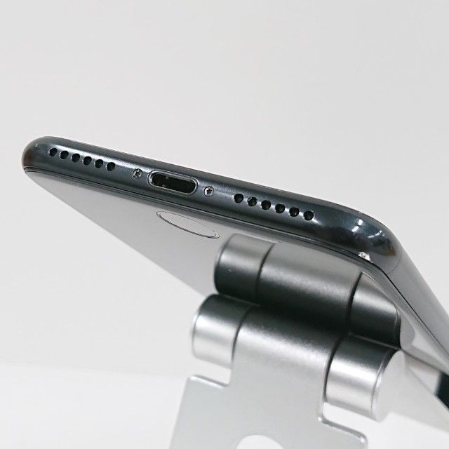 iPhoneSE ��2���� 64GB �ɥ��� �֥�å� c18213