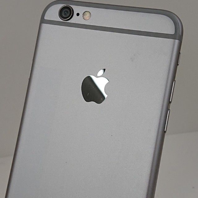 iPhone6 32GB SIM�ե꡼ ���ڡ������쥤 c18163