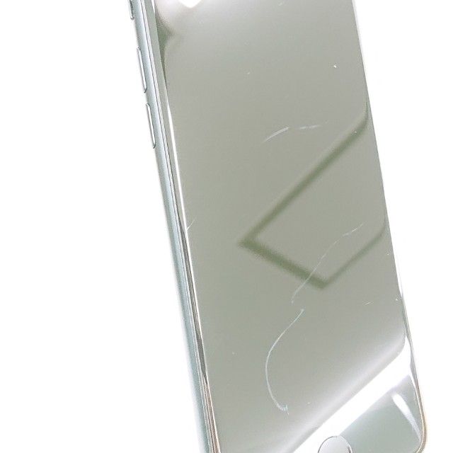 iPhoneSE ��3���� 64GB au �ߥåɥʥ��� c22839