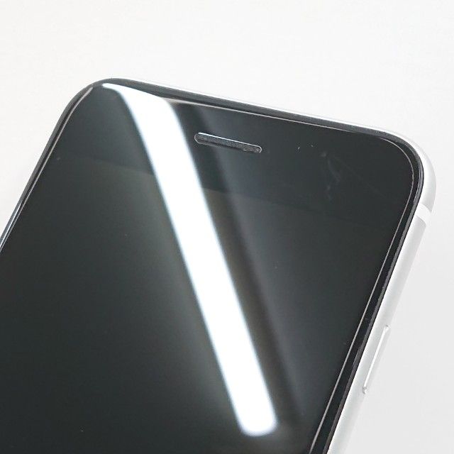 iPhoneSE ��2���� 64GB au �ۥ磻�� c16568