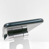 iPhoneSE ��3���� 64GB au �ߥåɥʥ��� c17247