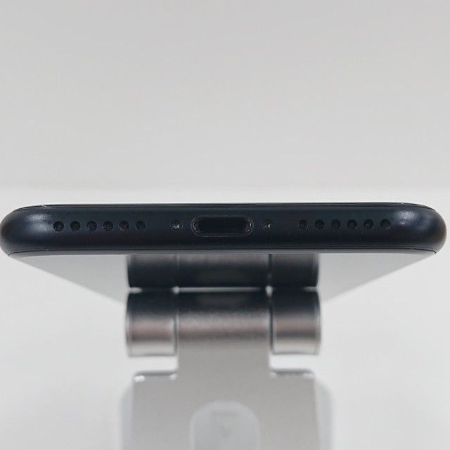 iPhoneSE ��2���� 64GB �ɥ��� �֥�å� c18463