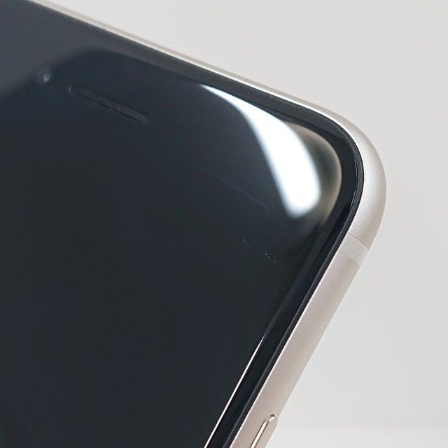 iPhoneSE ��3���� 64GB SoftBank �������饤�� c19386