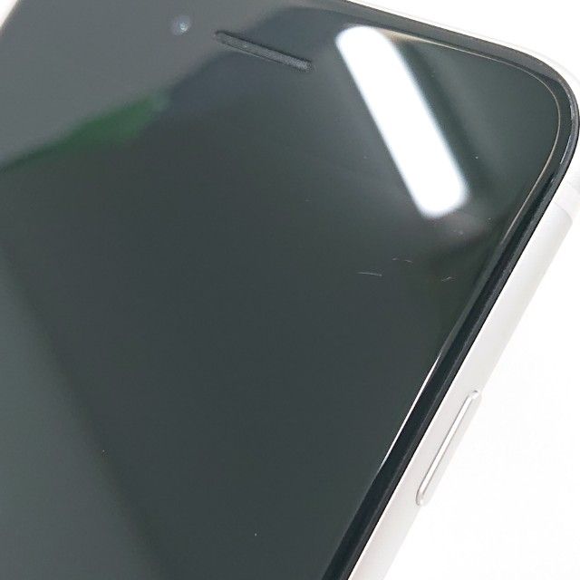 iPhoneSE ��2���� 64GB au �ۥ磻�� c19168