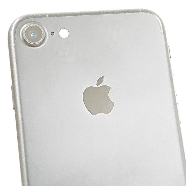 iPhone7 32GB au �֥�å� c22400