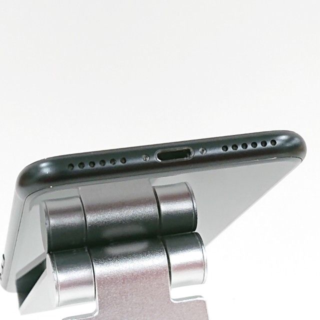 iPhoneSE ��2���� 64GB �ɥ��� �֥�å� c17760