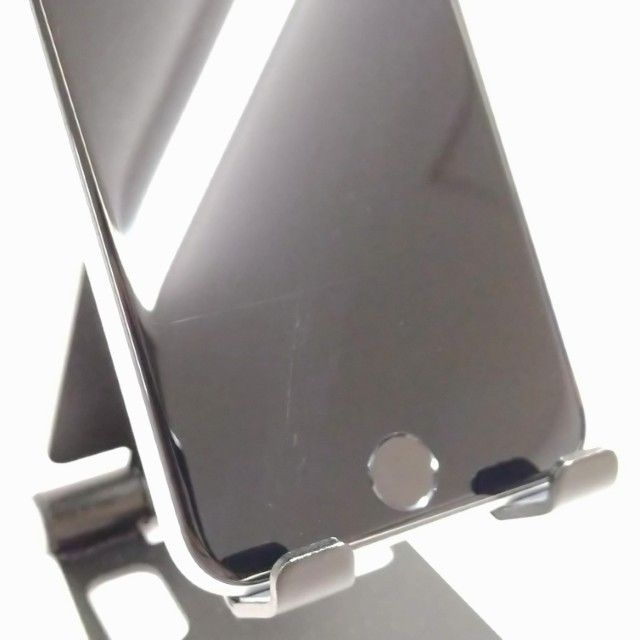 iPhoneSE ��2���� 128GB au �ۥ磻�� c22805