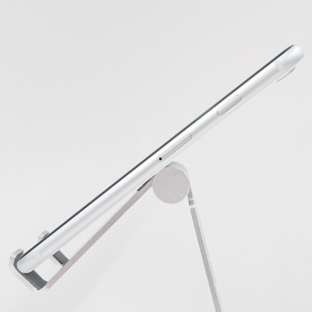 iPhoneSE ��2���� 64GB �ɥ��� �ۥ磻�� c16290