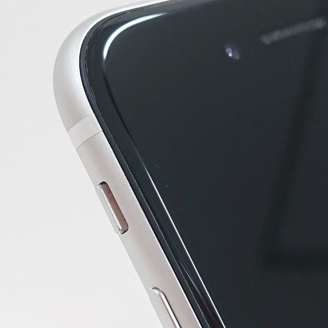 iPhoneSE ��2���� 64GB �ɥ��� �ۥ磻�� c18462