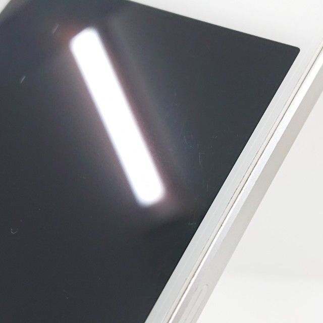 iPhoneSE 128GB SoftBank ����С� c18953