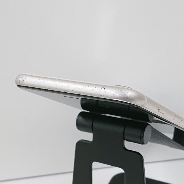 iPhoneSE ��3���� 64GB �ɥ��� �������饤�� c17006