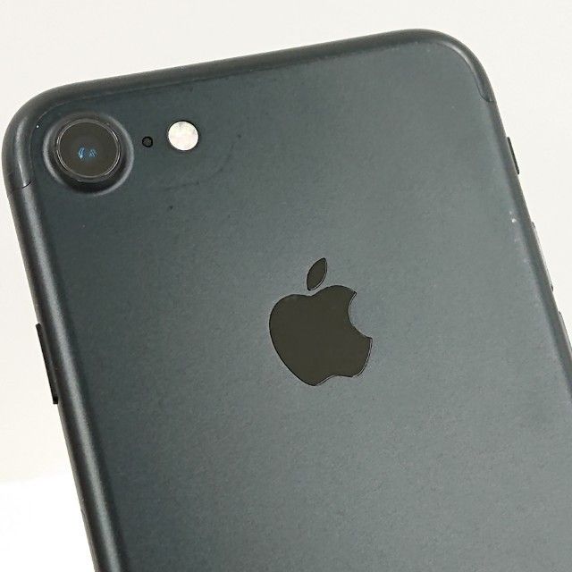 iPhone7 32GB au �֥�å� c21095