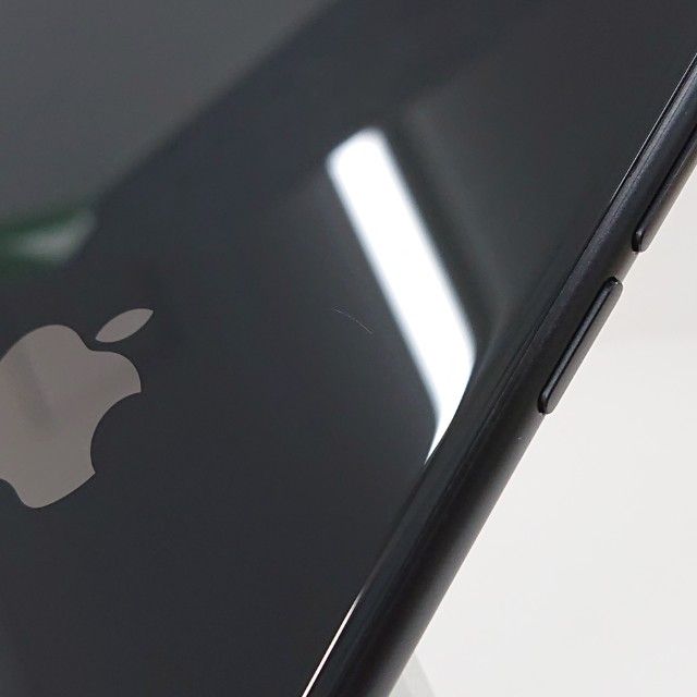 ムスビー｜iPhoneSE 第2世代 64GB ドコモ ブラック c20947【iPhone SE