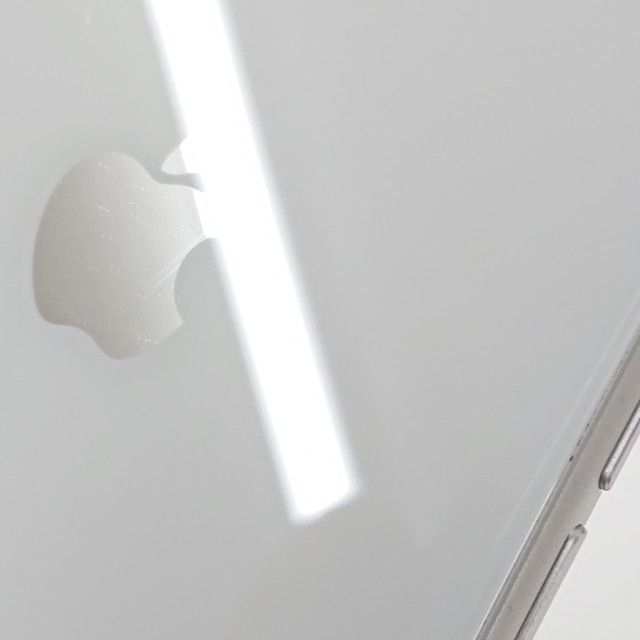 iPhone8 64GB �ɥ��� ����С� c23028