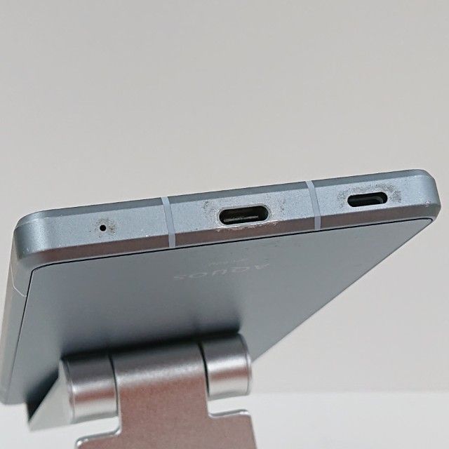 AQUOS R8 SH-52D �ɥ��� �֥롼 c17258