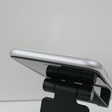 iPhoneSE ��2���� 64GB au �ۥ磻�� c16568