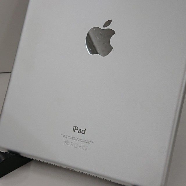 iPad Air 2 Wi-Fi + Cellular 32GB SoftBank  c19432