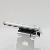 iPhoneSE ��2���� 64GB �ɥ��� �ۥ磻�� c18443