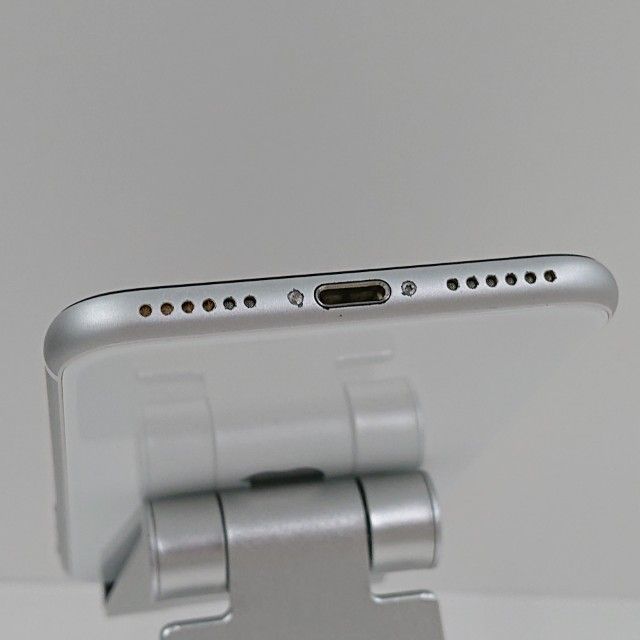 iPhoneSE ��2���� 64GB �ɥ��� �ۥ磻�� c20127