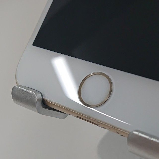 iPhone6s 16GB au ������� c22255