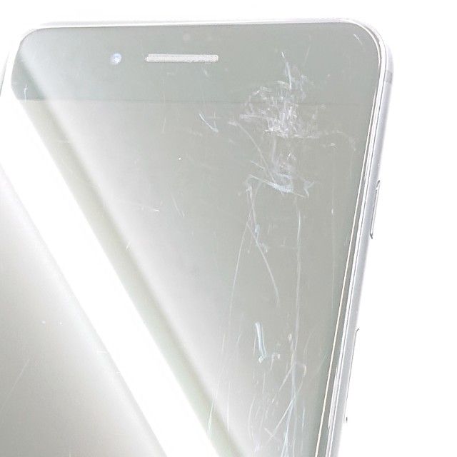�ڥǥⵡ��iPhone7 Plus 32GB au �֥�å� c21379
