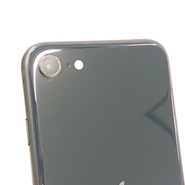 iPhoneSE ��3���� 64GB au �ߥåɥʥ��� c22841
