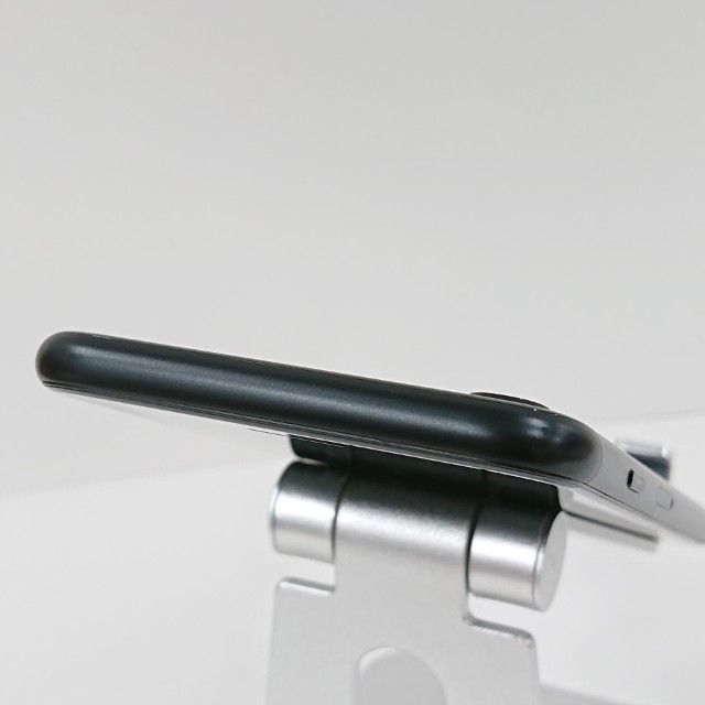 iPhoneSE ��2���� 64GB �ɥ��� �֥�å� c18662