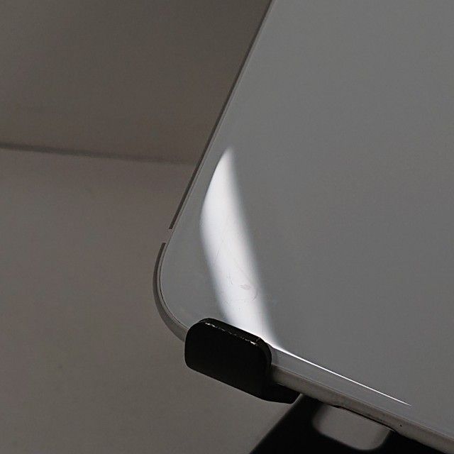 iPhoneSE ��2���� 64GB �ɥ��� �ۥ磻�� c21725
