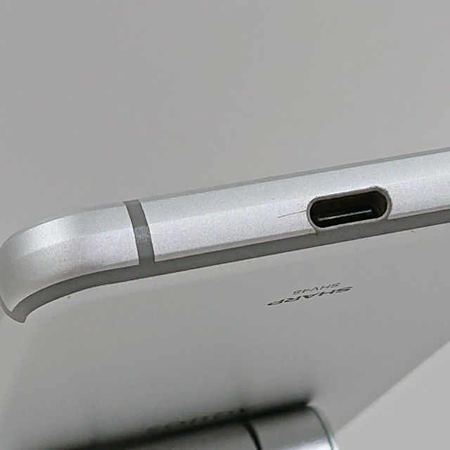 AQUOS sense3 basic SHV48 au С c13857