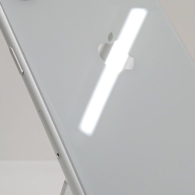 iPhone8 64GB au ����С� c23287