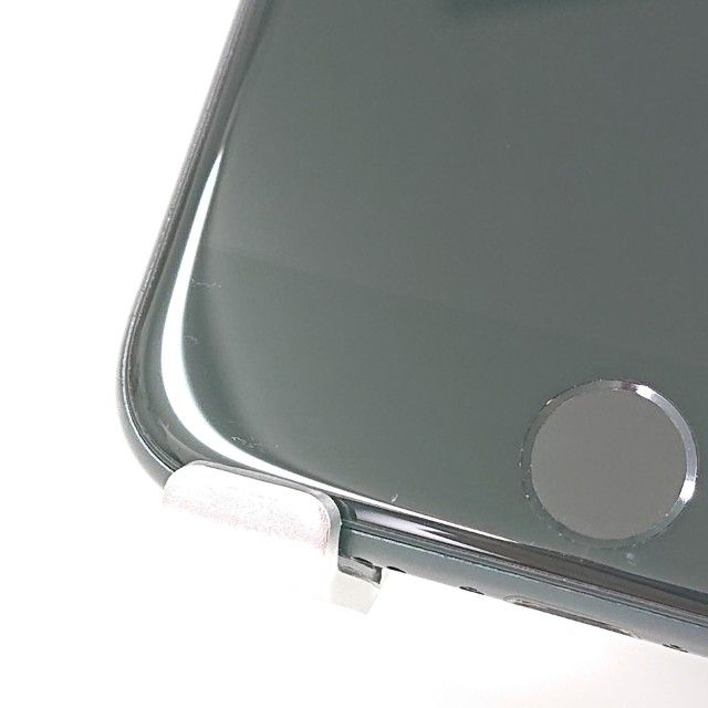 iPhoneSE ��3���� 64GB au �ߥåɥʥ��� c18842