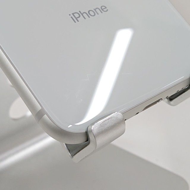 iPhone8 64GB �ɥ��� ����С� c23209