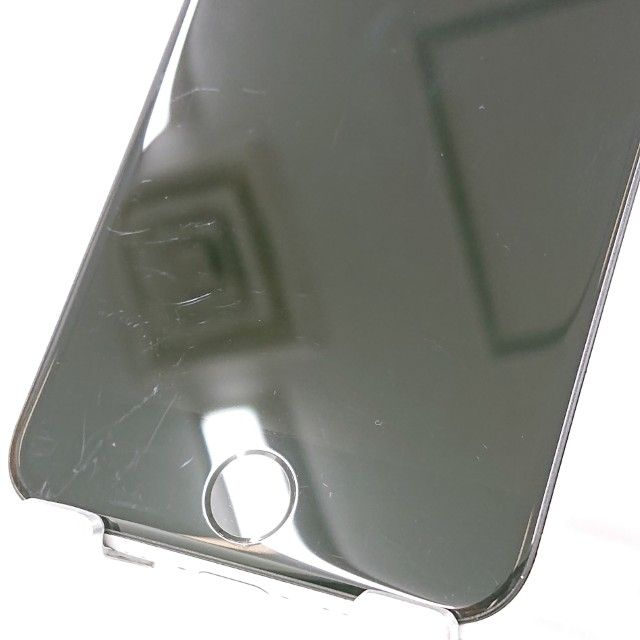 iPhoneSE ��2���� 64GB au �ۥ磻�� c16592