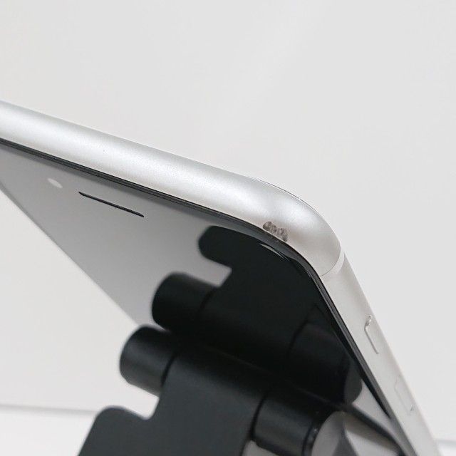 iPhoneSE ��2���� 64GB �ɥ��� �ۥ磻�� c17370