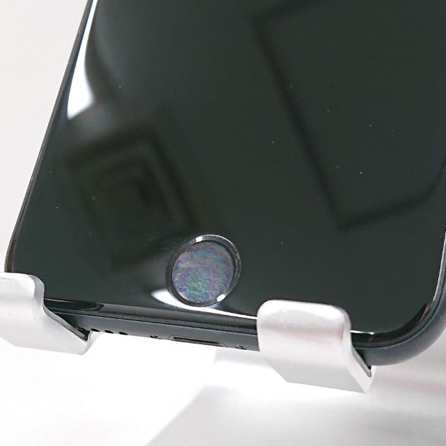 iPhoneSE ��2���� 128GB �ɥ��� �֥�å� c18218