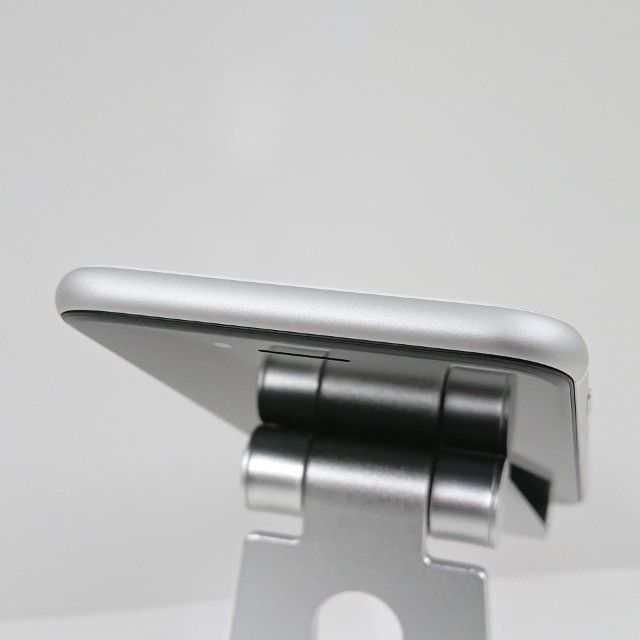 iPhoneSE ��2���� 64GB �ɥ��� �ۥ磻�� c16599