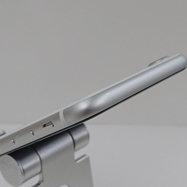 iPhoneSE ��2���� 64GB au �ۥ磻�� c18674