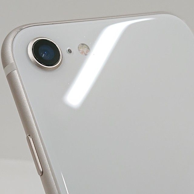 iPhoneSE ��3���� 64GB �ɥ��� �������饤�� c23266
