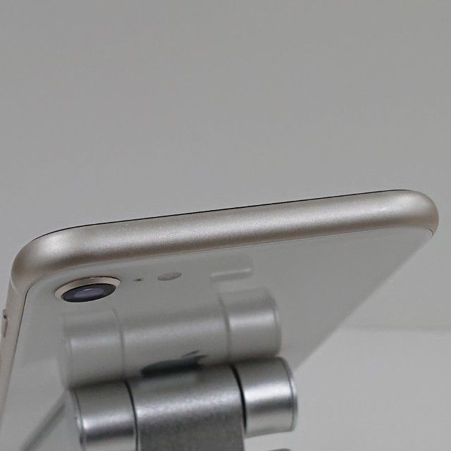 iPhoneSE ��3���� 128GB SIM�ե꡼ �������饤�� c19686