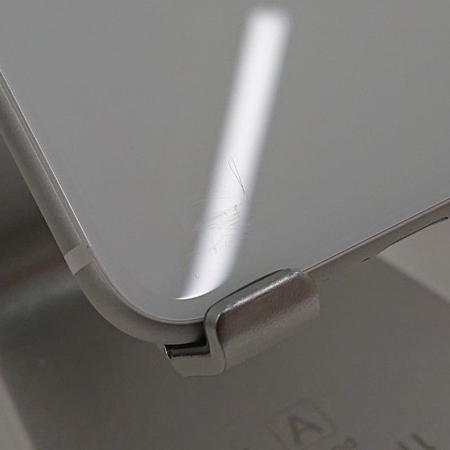 iPhoneSE ��2���� 64GB �ɥ��� �ۥ磻�� c21553